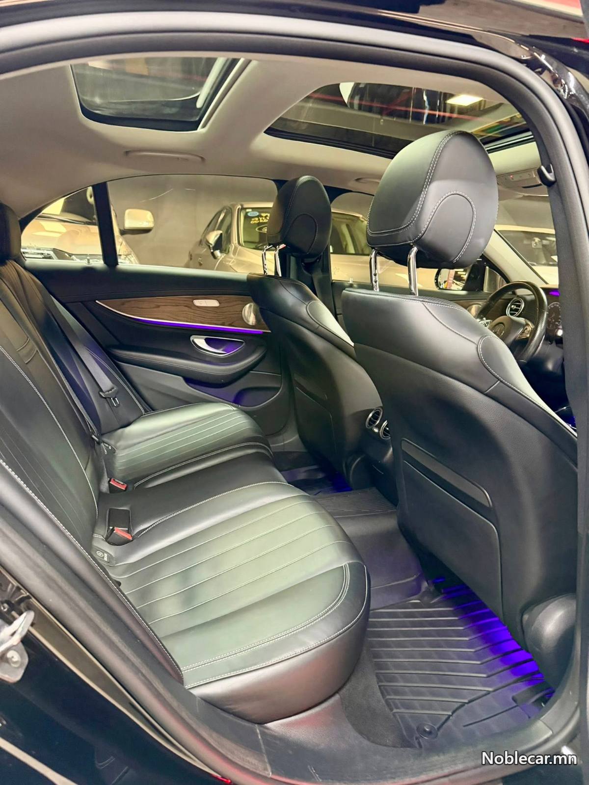 2017 Mercedes-Benz E-Class 5