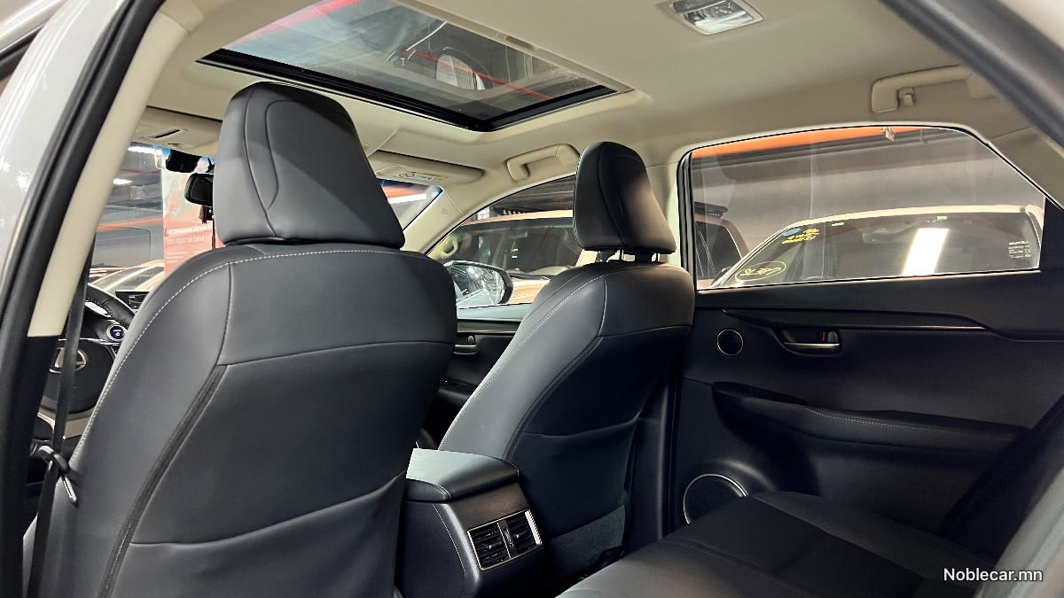 2016 Lexus NX 4