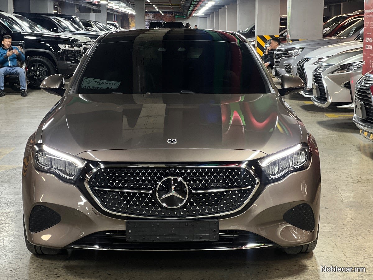 2024 Mercedes-Benz E200 2