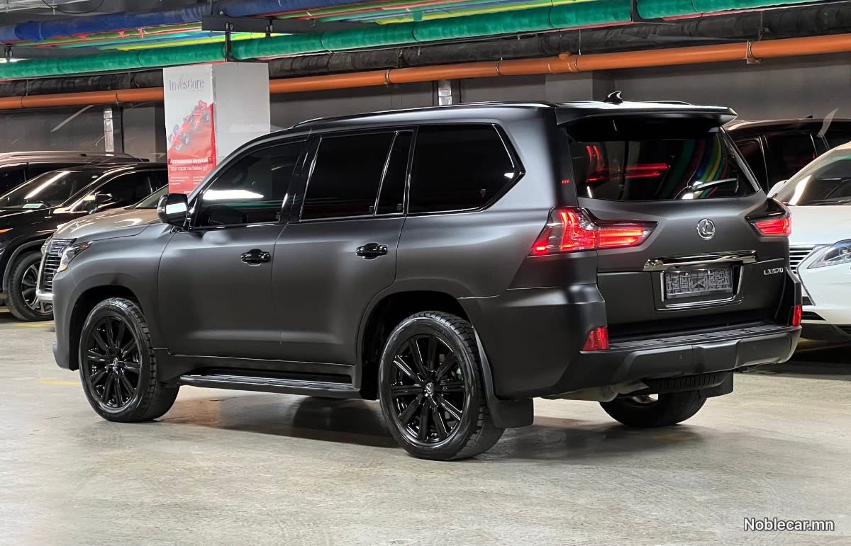 2019 Lexus LX570 8