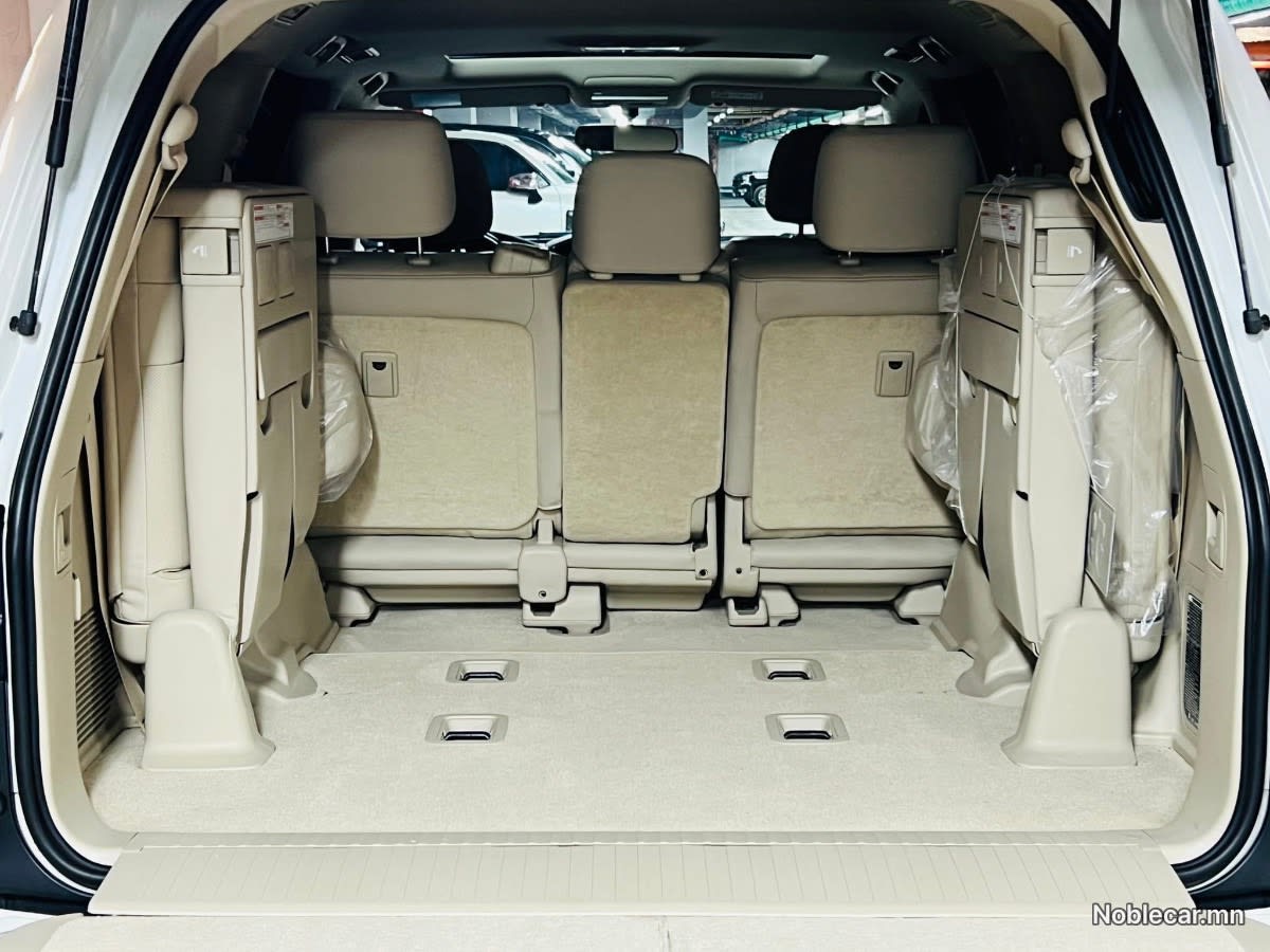2020 Toyota Land Cruiser 200 8