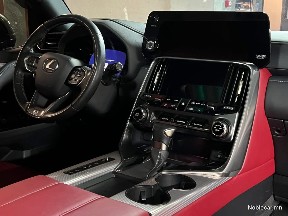 2024 Lexus LEXUS 600 4
