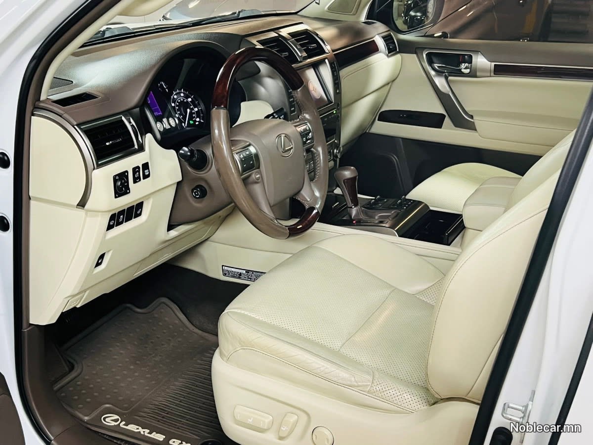 2016 Lexus GX 4