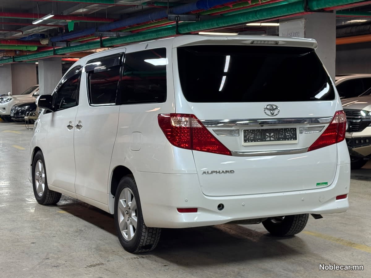 2012 Toyota Alphard 4
