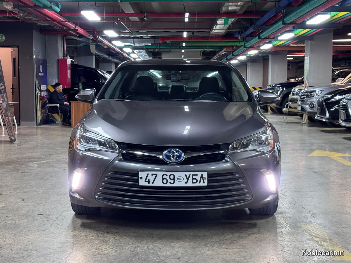 2016 Toyota Camry 3