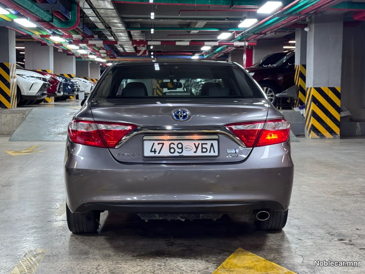 2016 Toyota Camry 6