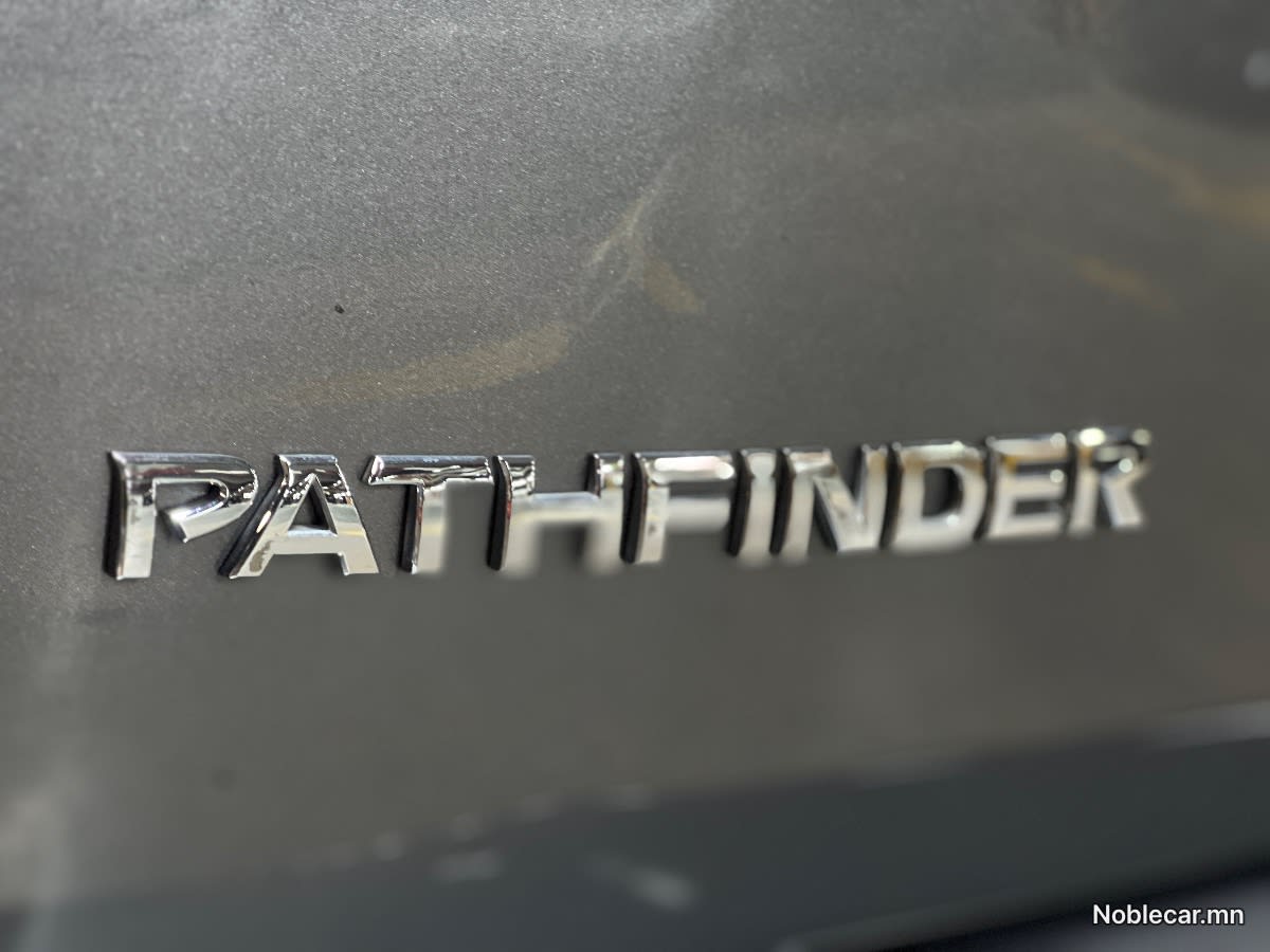 2017 Nissan Pathfinder 3