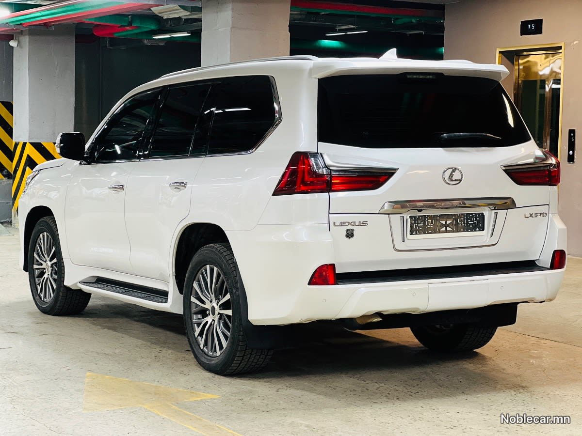 2018 Lexus LX 6