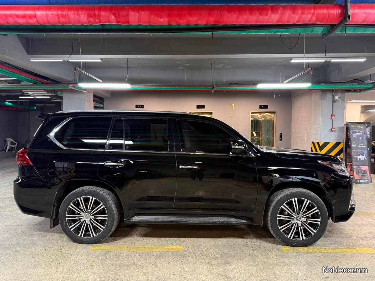 2020 Lexus LX 4