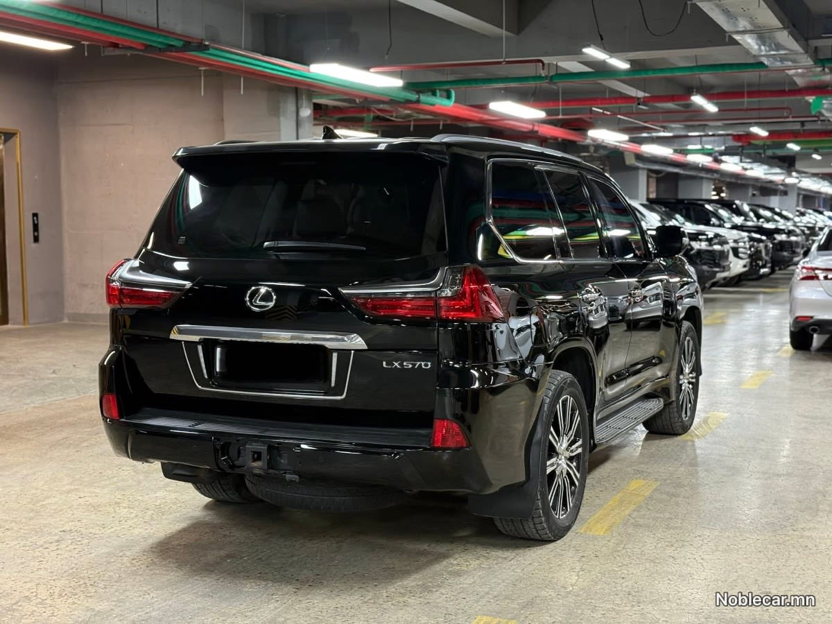 2020 Lexus LX 5