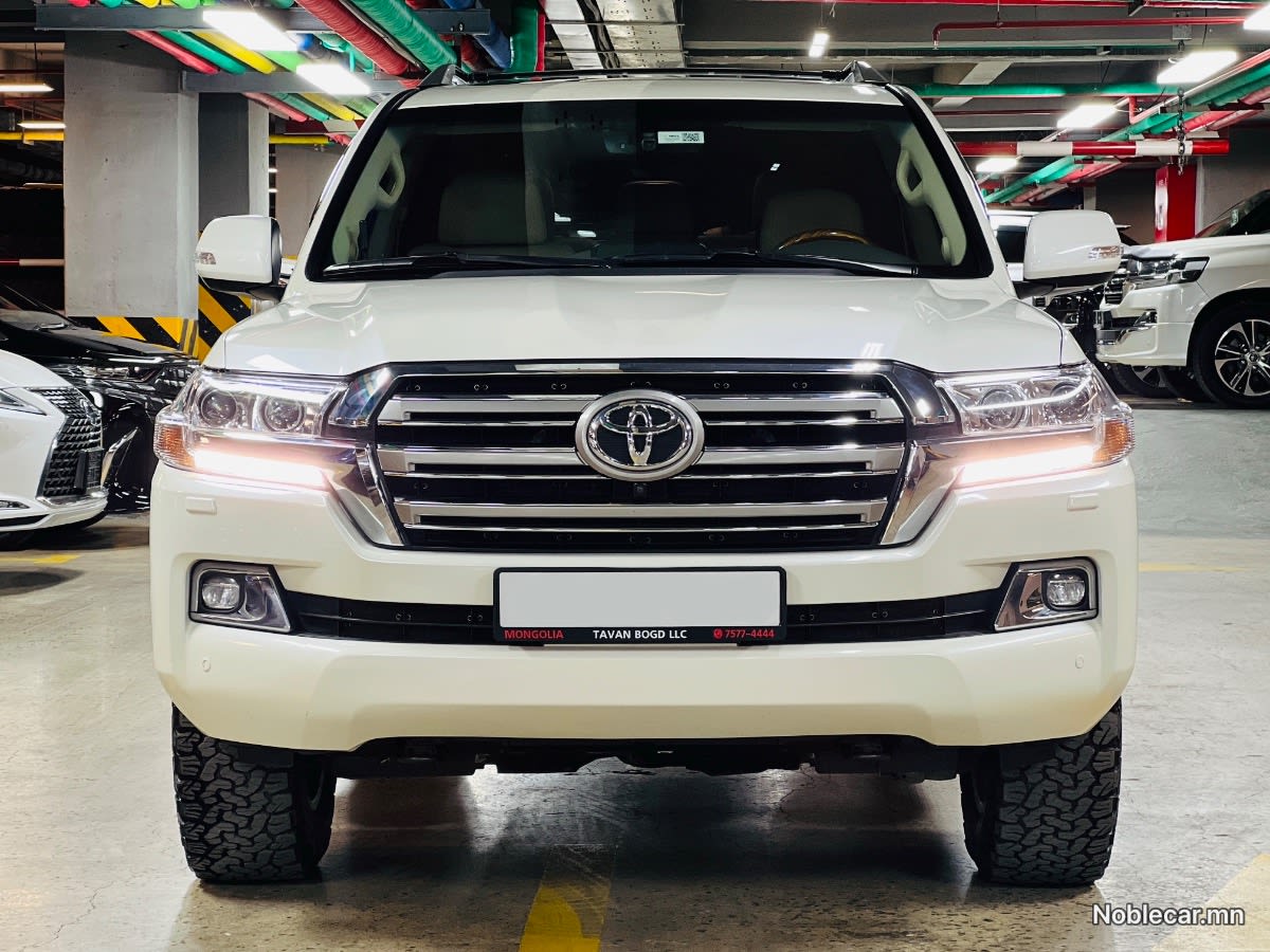 2018 Toyota Land Cruiser 200 2