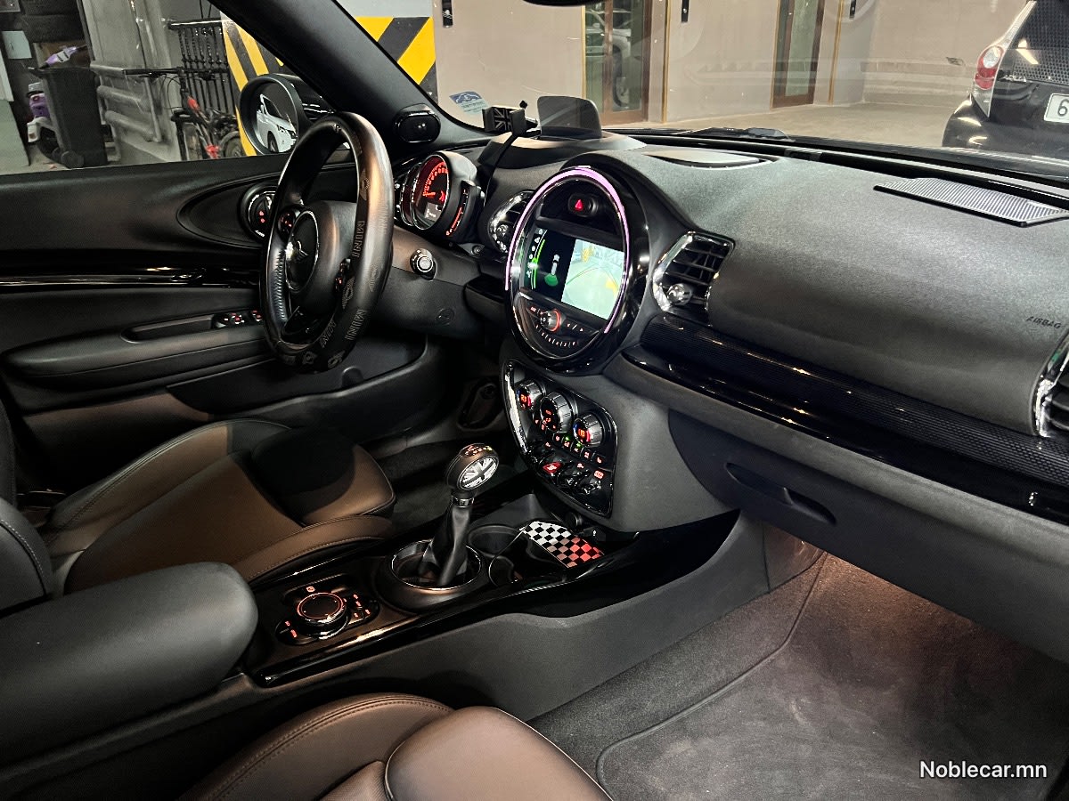 2019 BMW Mini cooper Clubman 4