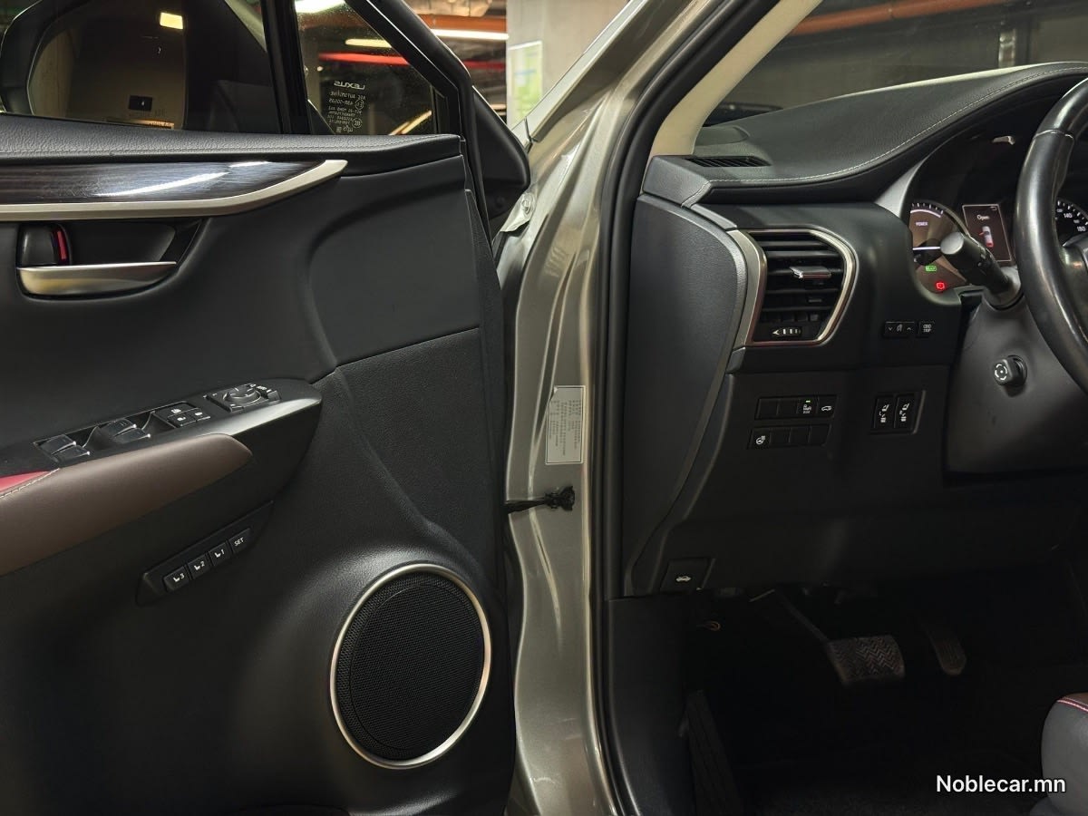 2018 Lexus NX 7