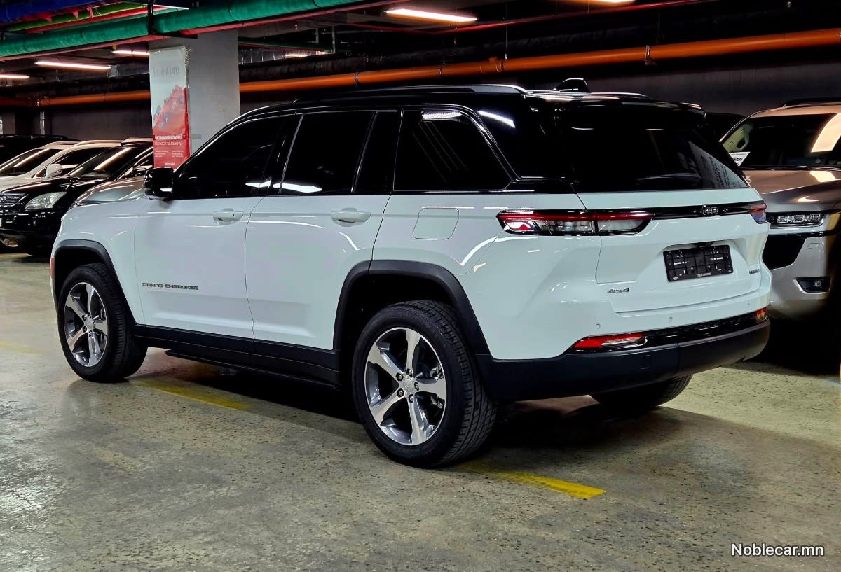 2023 Jeep Grand Cherokee 7