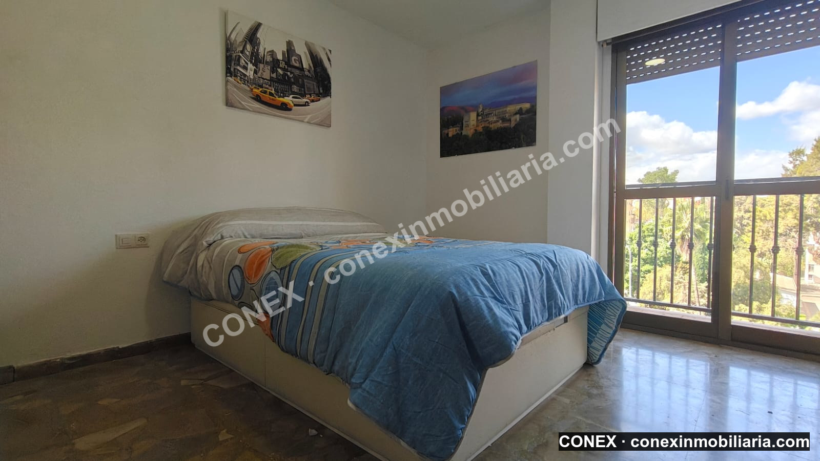 SE ALQUILA HABITACIÓN