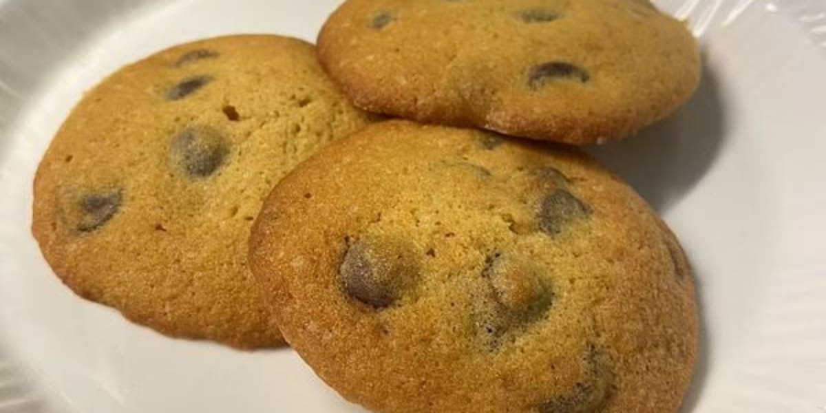 Chocolate Chip Cookies Recipe 09 Plate