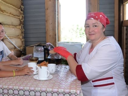 Радию Хабирову пришёлся по вкусу чай из сорняка