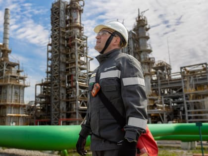 Первому нефтеперерабатывающему заводу Уфы «Башнефть-УНПЗ» исполнилось 85 лет