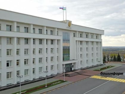 Подготовка к выборам, больше депутатов на зарплате. Какие еще важные законы подписал Хабиров в июле