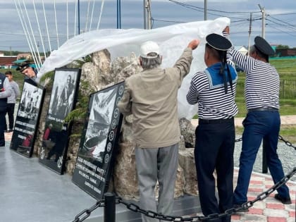 Торжественное открытие стелы в Зианчуринском районе