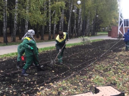 Коммунальщики усердно готовят Демский район к предстоящей зиме