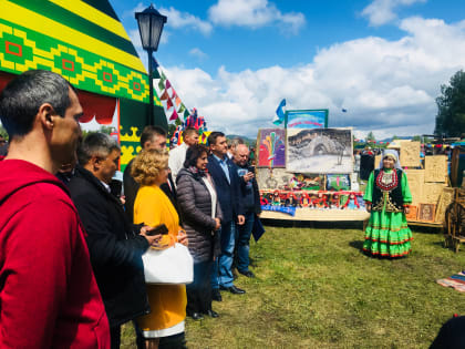 Андрей Иванюта посетил Сабантуй в Белорецком районе и фестиваль «Лесной микрофон» близ Межгорья