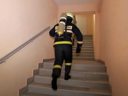 В Башкирии в 5-этажке загорелась квартира: погиб мужчина