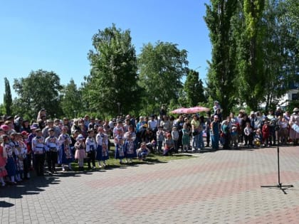 В Сквере 50-летия Победы прошел праздник для детей