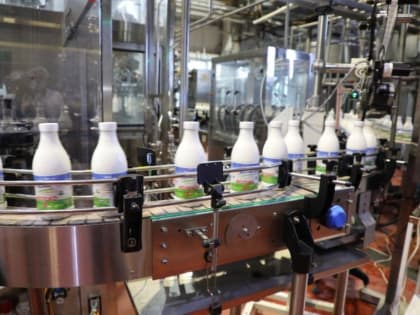 В Уфе молзавод запустил линию розлива молока мощностью 6 тысяч бутылок в час