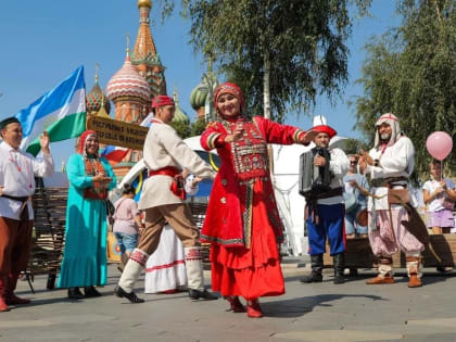 В Москве продолжает работу Фестиваль Русского географического общества