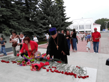 Янаульцы зажгли "свечи памяти"