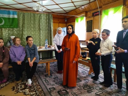 В Белокатайской мечети прошла встреча юноармейцов с ветеранами боевых действий