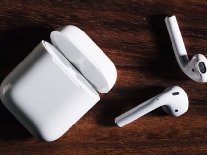 В Уфе начальник отдела ГИБДД попросил взятку наушниками Apple AirPods