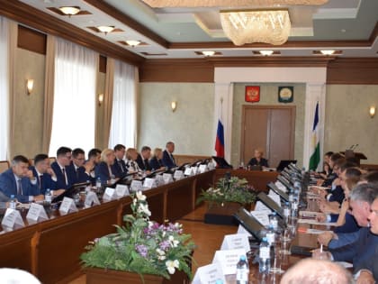 В Башкирии обсудили бюджет региона на ближайшие годы