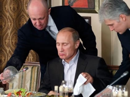 Борьба дерьма с мочой