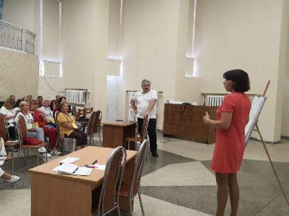 Сессия для профсоюзных лидеров республики