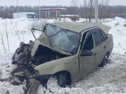 Школьный автобус с 46 учениками попал в ДТП в Башкирии