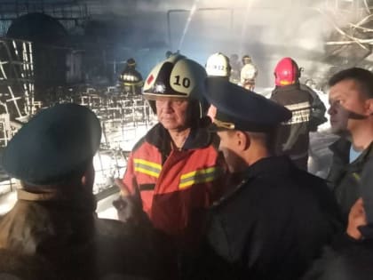 Открытое горение на складе ГСМ в Уфе локализовали заполночь двумя пенными атакам