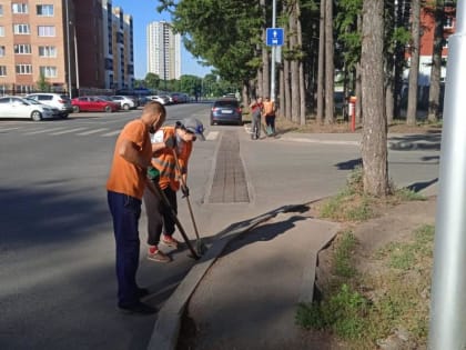 Благоустройство городской среды проводится ежедневно