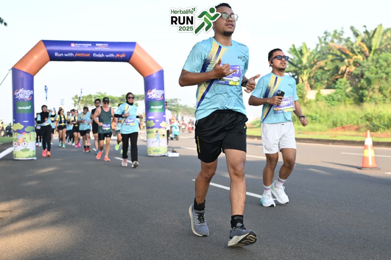Semangat kebugaran Pharmafest 2025