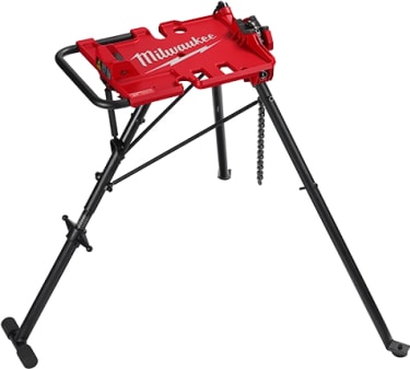 Photograph of the 250117 Milwaukee 6 inch leveling tripod chain vice, isolated Main Image