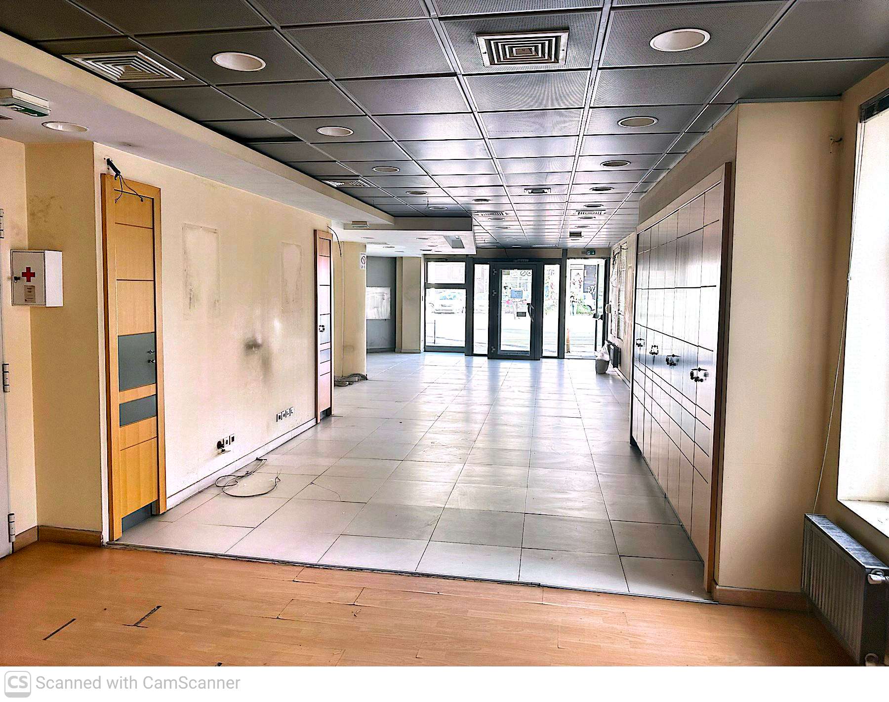 Lokal u Bulevaru kralja Aleksandra  - slika 1