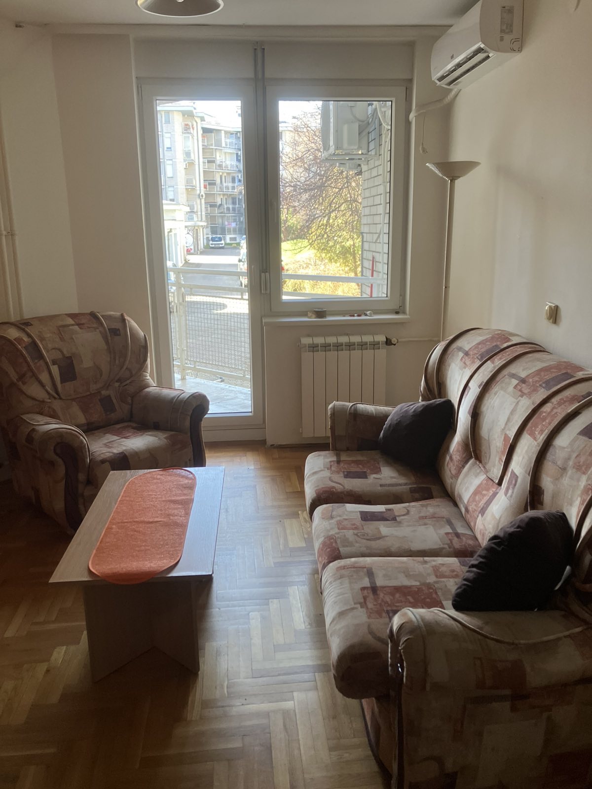 Dvosoban stan kod Starog merkatora - slika 1