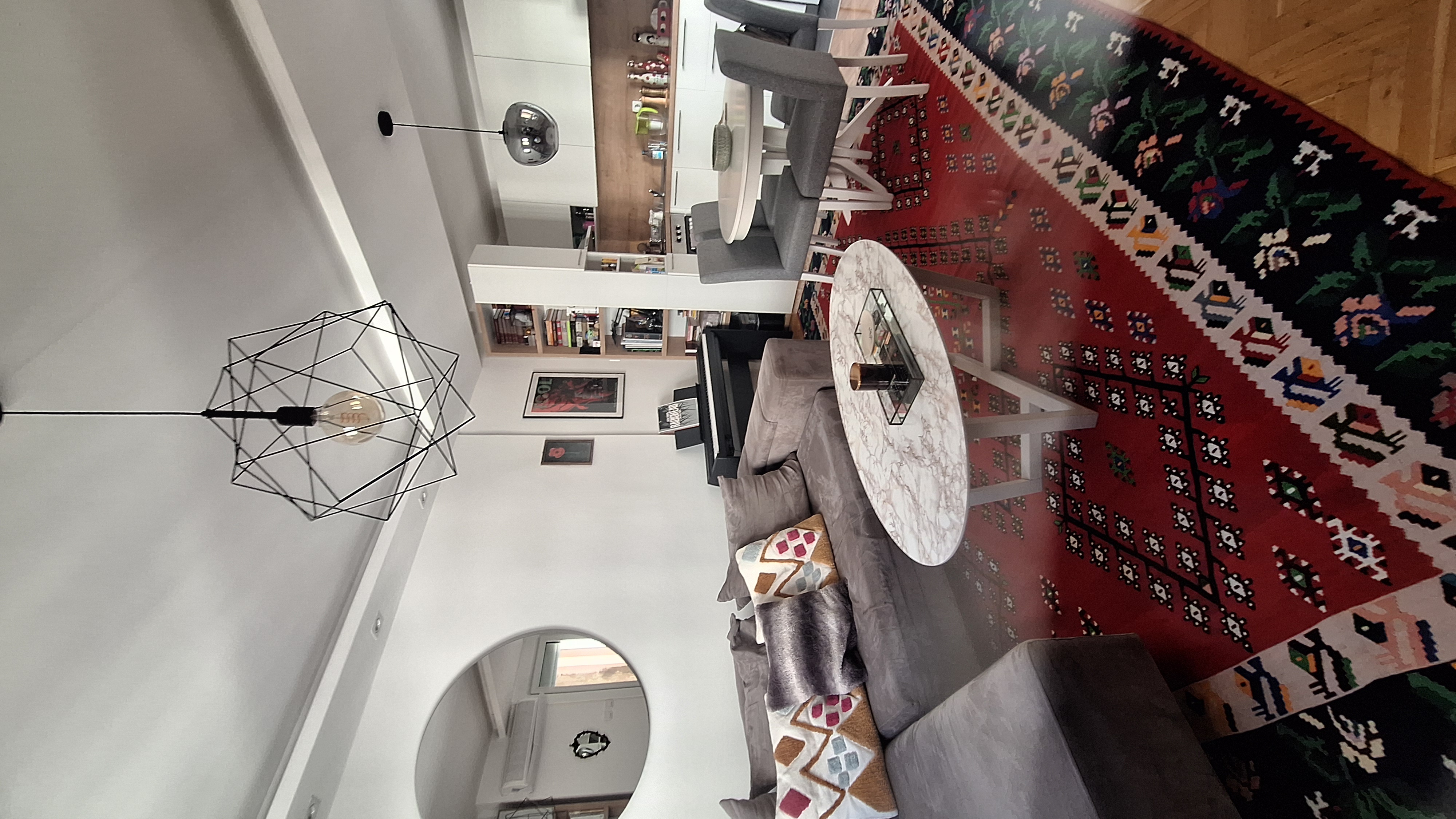 Sređen dvosoban stan u Pop Lukinoj - slika 1