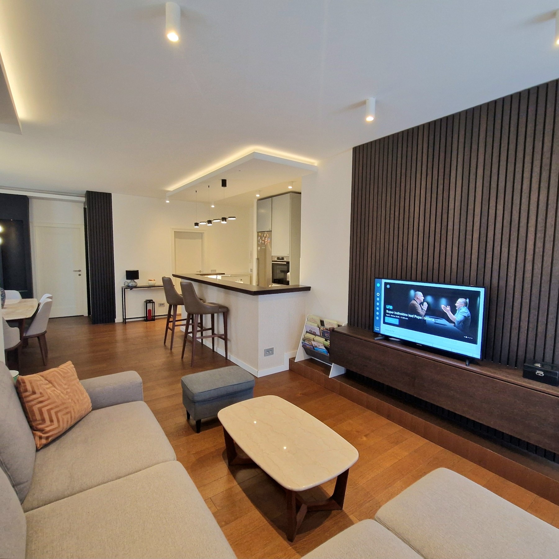 Divan stan na Dorcolu - slika 2