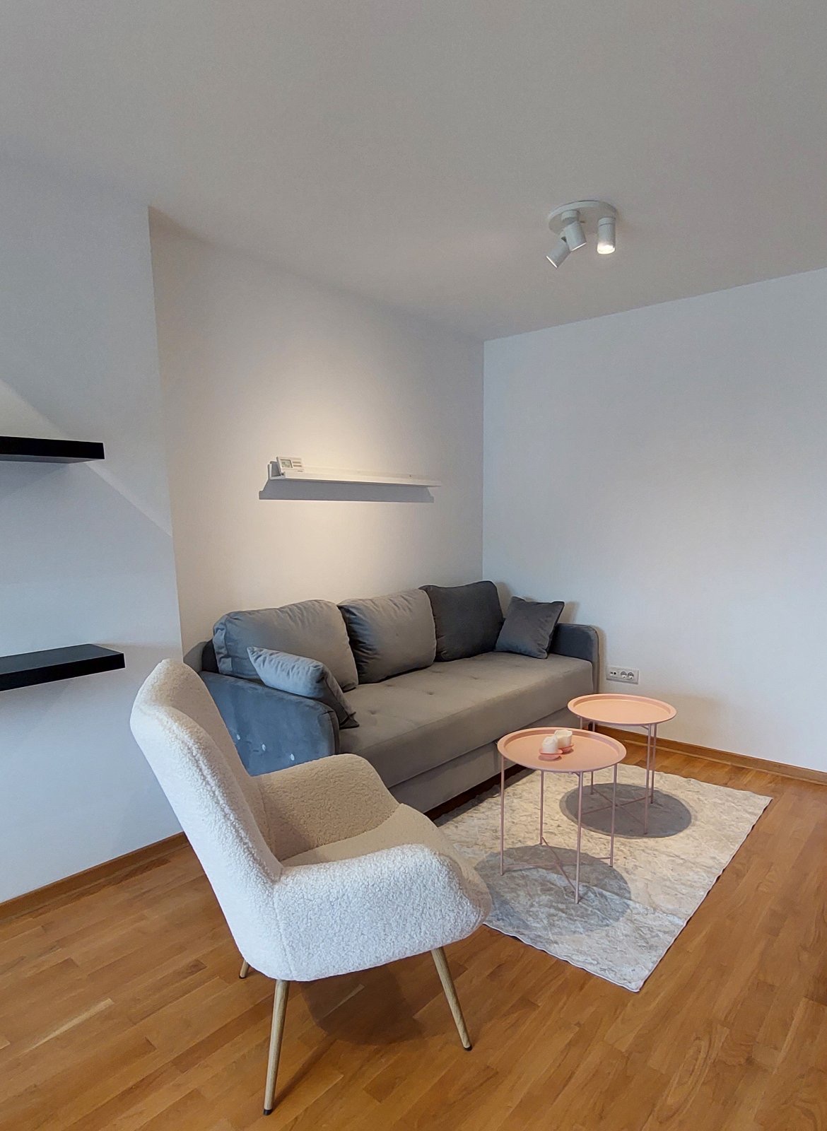 Snizena cena. Lux Trosoban stan -Kopitareva gradina - slika 2