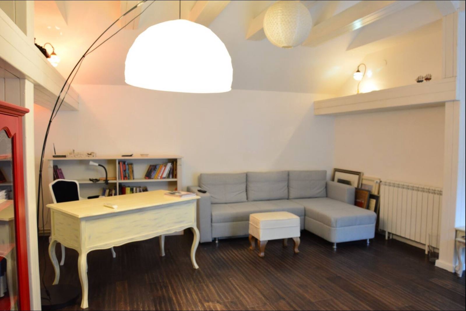  Trosoban stan sa terasom u porodičnoj vili – Topolska, Vračar - slika 1