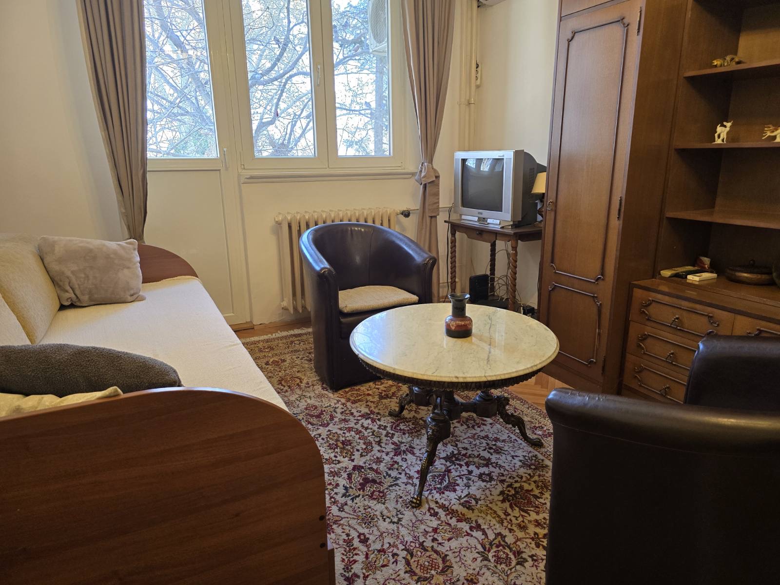 Dvoiposoban stan na Karaburmi - slika 2