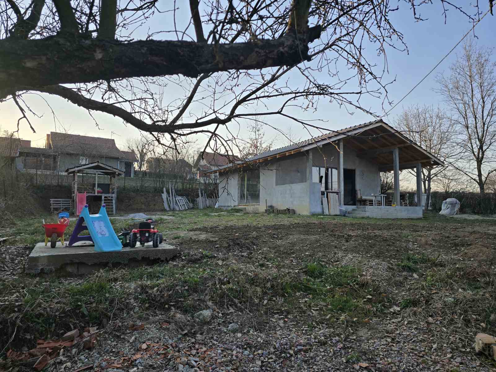 Prodaje se lux kuća u Šiljakovcu - slika 1