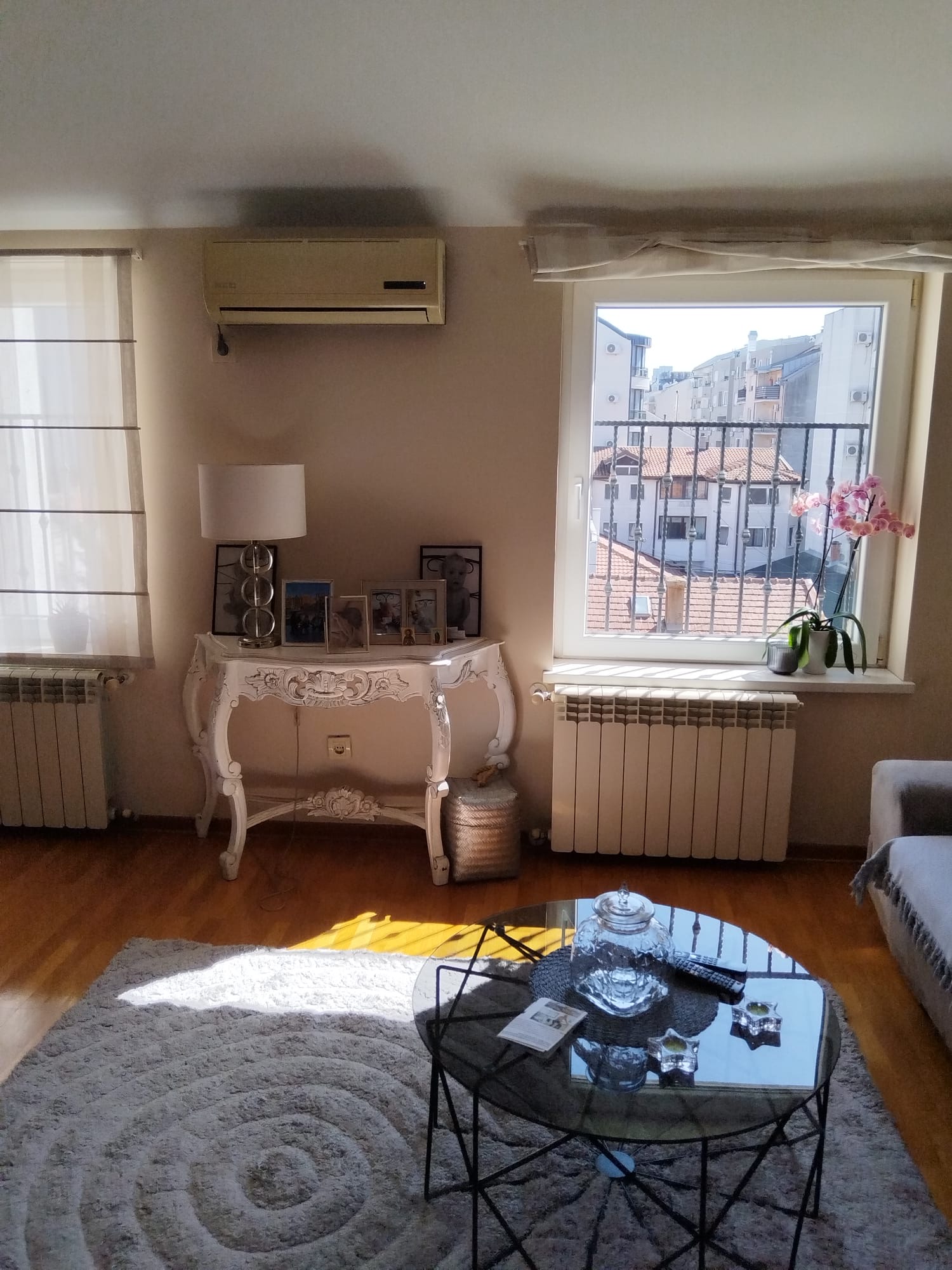 Crveni krst, Prespanska sa garaznim mestom - slika 2